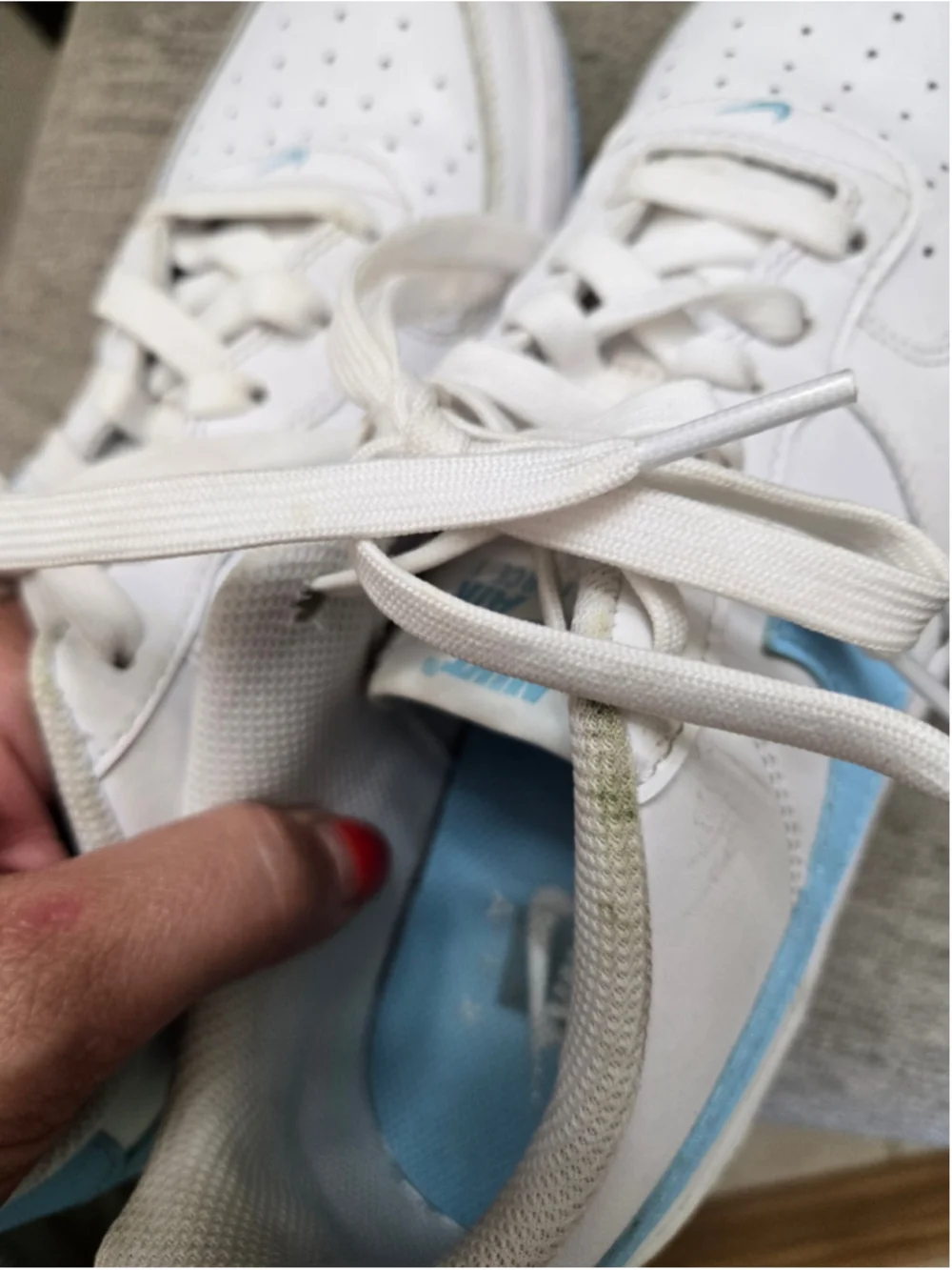 Youth Nike Air Force 1 White Light Blue Sneakers Size 6 Womens Size 7.5-8